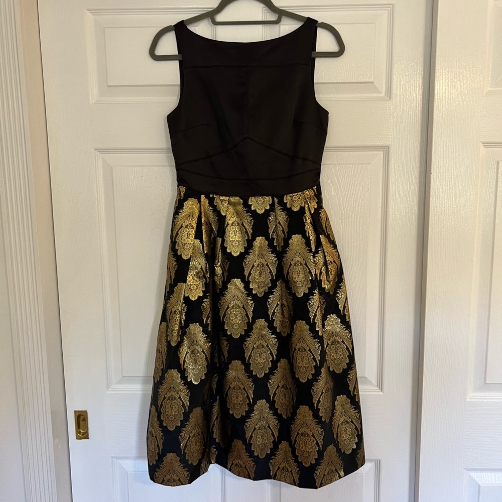 Oasis Skater Dress — UK 8
